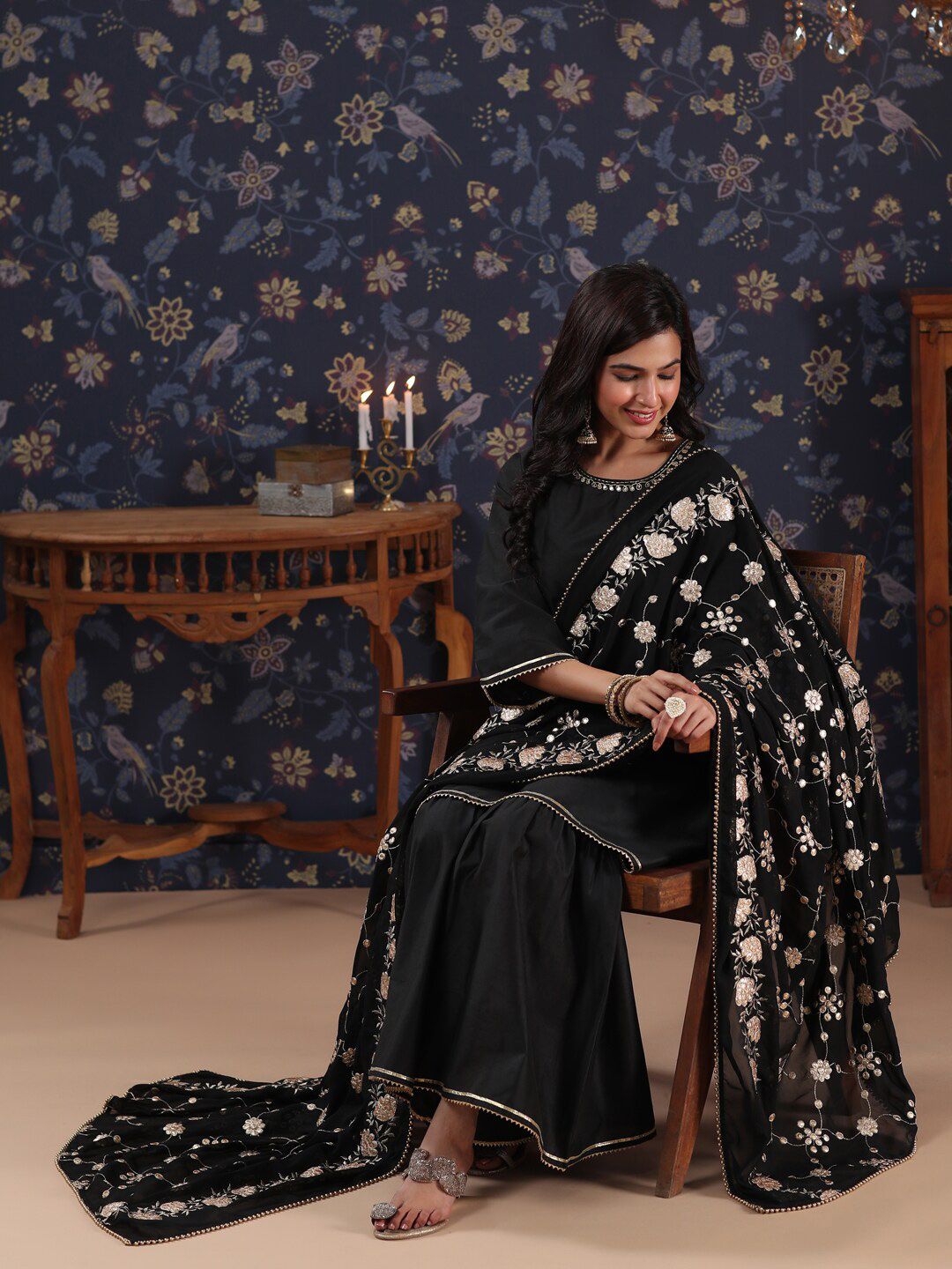 Dhiyona PD Women Thread Work A-Line Kurta With Sharara & Dupatta