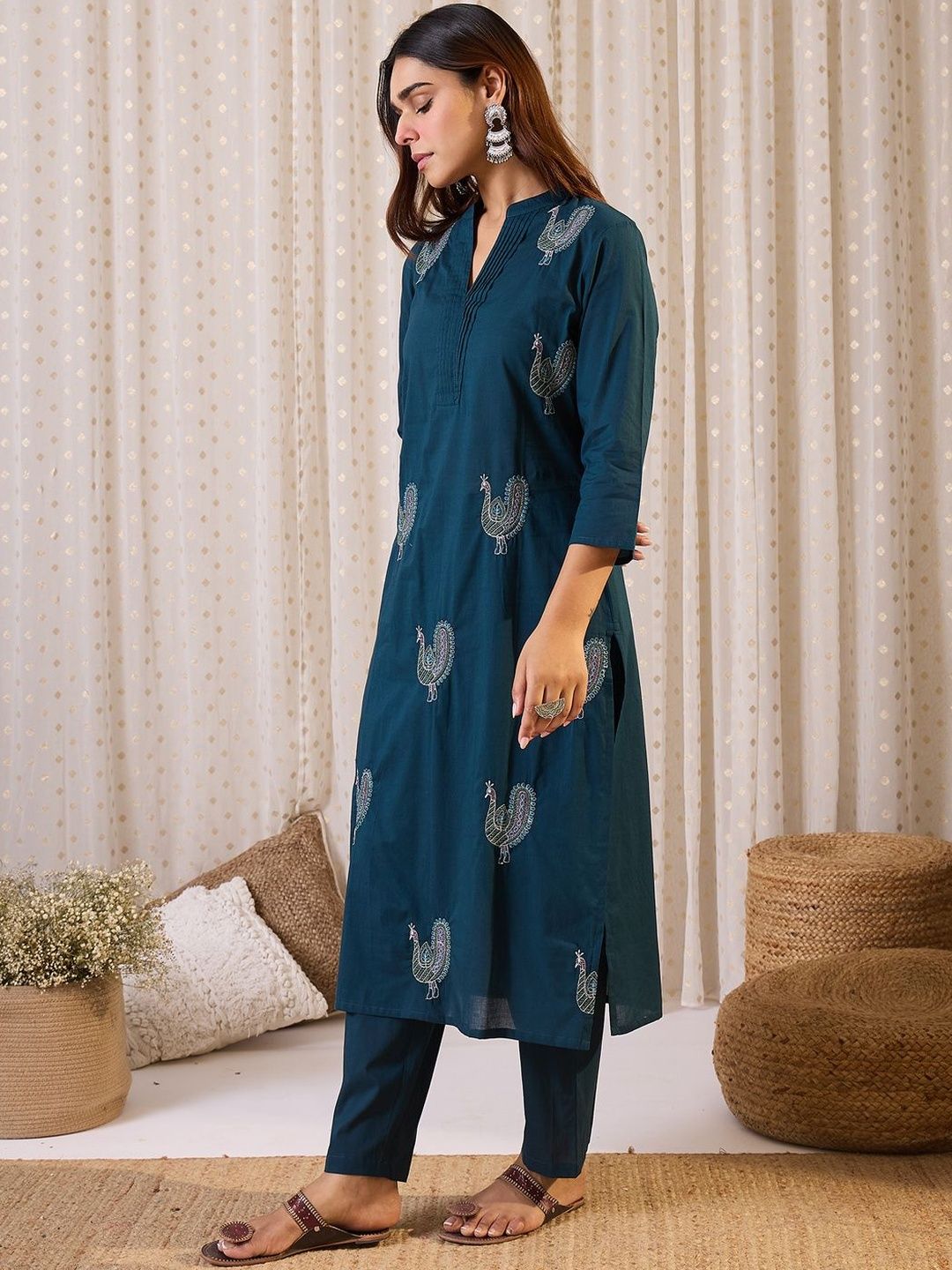 Women Ethnic Motifs Printed Pure Cotton Kurta with Trouser