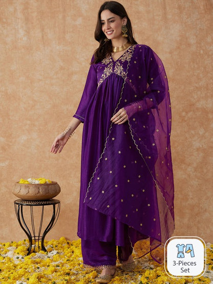 Women's Ethnic Motifs Embroidered Anarkali Kurta With Palazzo & Dupatta Set