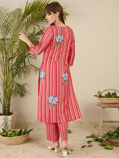 Dhiyona IE Women Solid V-Neck Regular Kurta with Trousers
