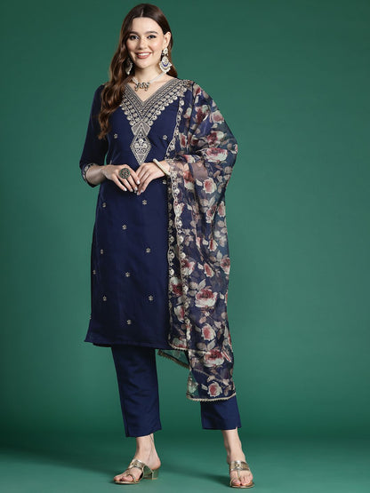 Ethnic Motifs Embroidered Zari Kurta With Trousers & Dupatta