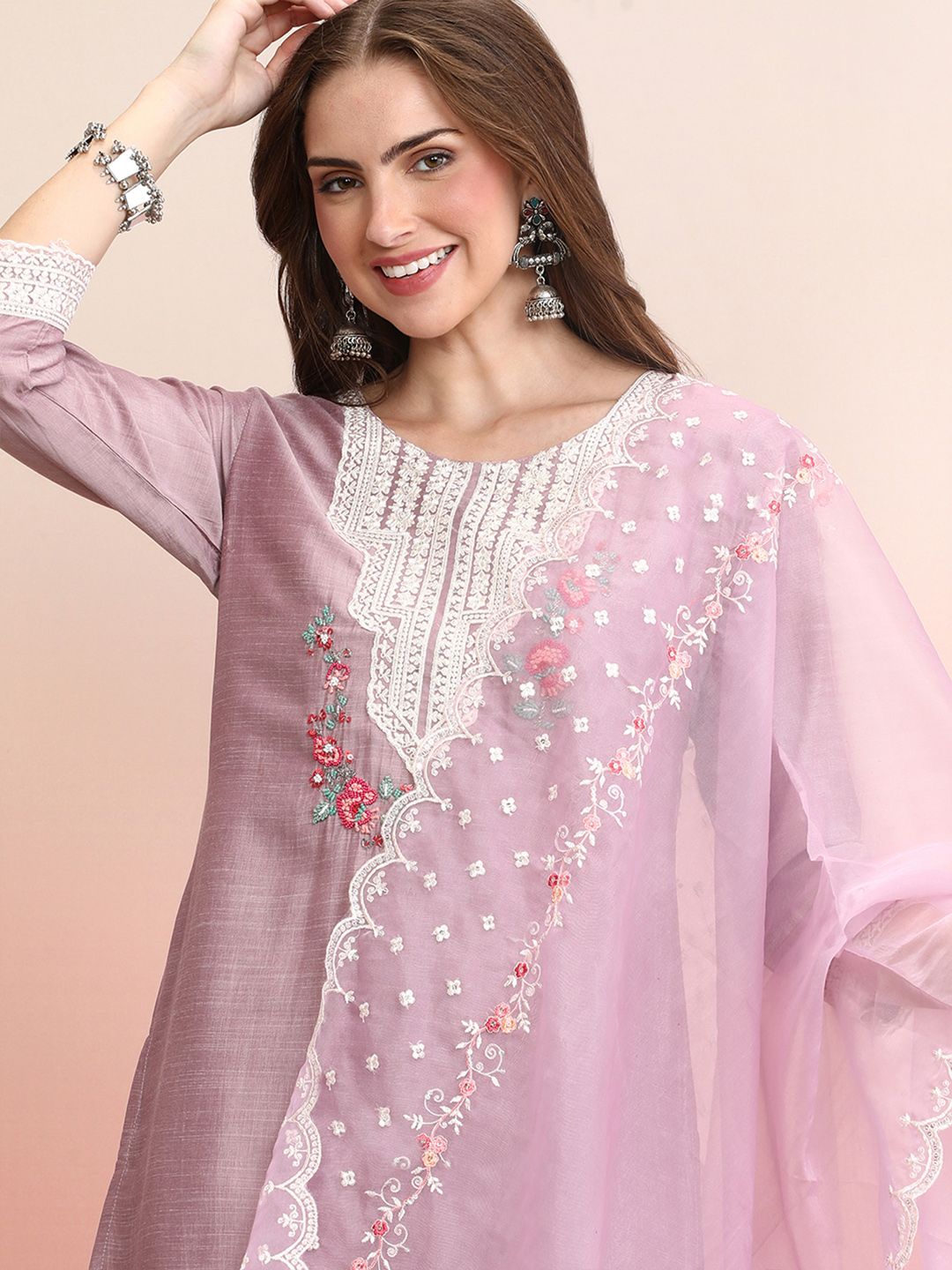 Floral Embroidered Round Neck Thread Work Straight Kurta with Trousers & Dupatta