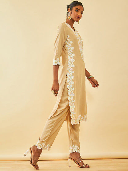 Dhiyona SO Women's Floral Yoke Design Regular Thread Work Kurta with Trousers