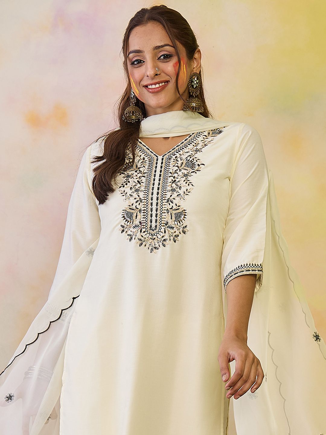 Women Ethnic Motifs Embroidered Regular Thread Work Kurta with Trousers & With Dupatta