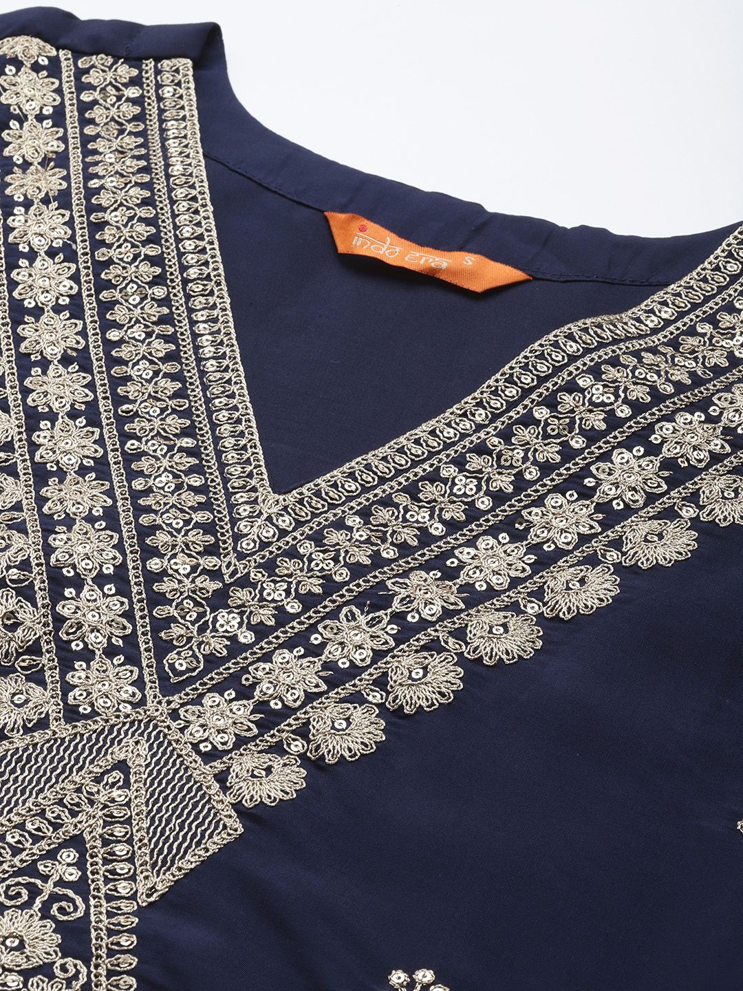 Ethnic Motifs Embroidered Zari Kurta With Trousers & Dupatta