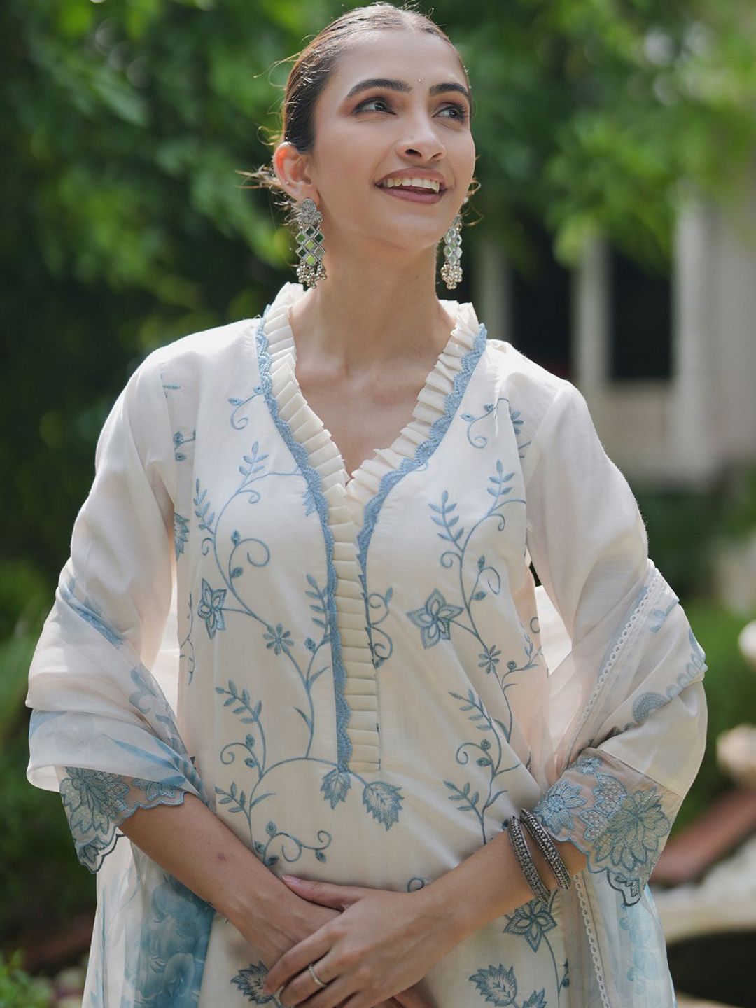 Floral Embroidered Thread Work Kurta With Trousers & Dupatta