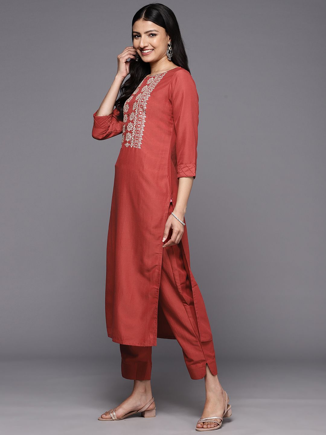 Dhiyona VA Women'sEthnic Motifs Embroidered Thread Work Kurta With Trousers & With Dupatta