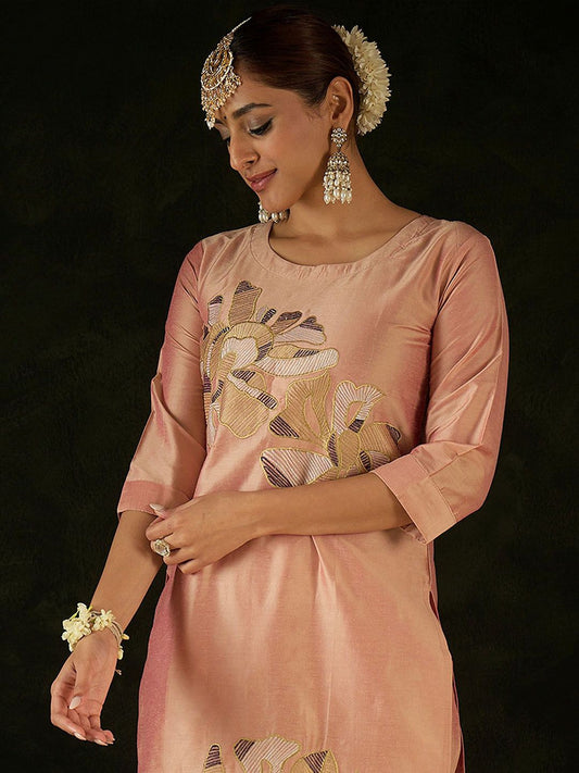 Dhiyona IE Women Floral Embroidered Regular Thread Work Kurta with Trousers