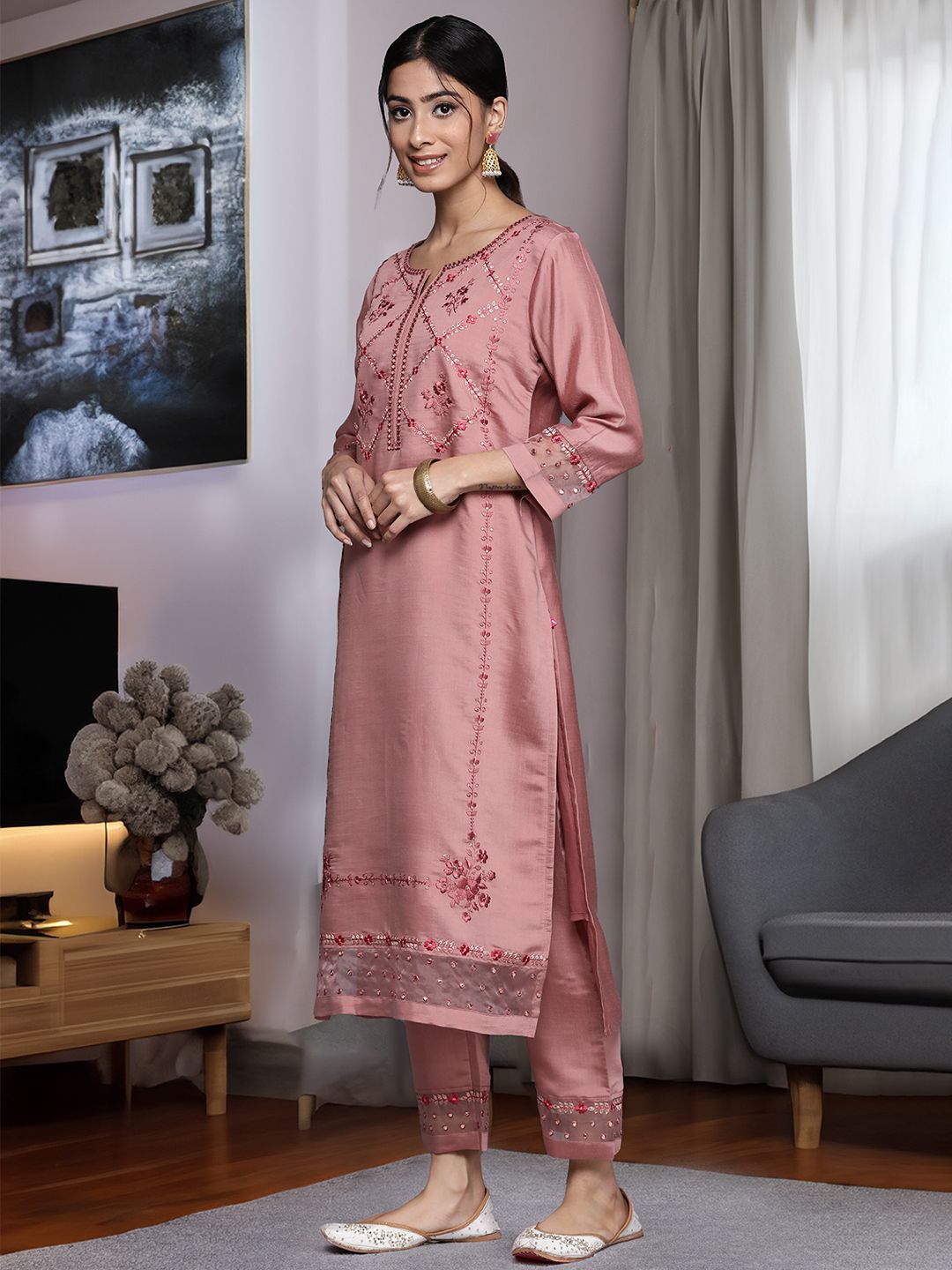 Dhiyona VA Women's Floral Embroidered Mirror Work Kurta With Trousers & Dupatta