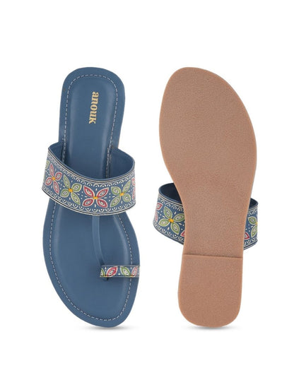 Dhiyona AK Embellished One Toe Flats