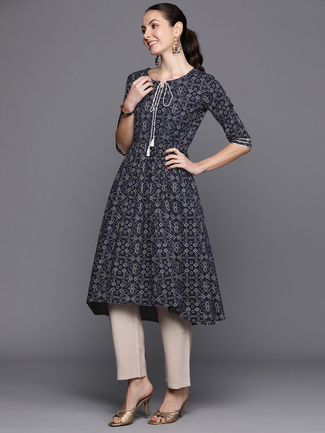 Dhiyona IE Bandhani Foil Printed Tie-Up Neck Indigo Kurta
