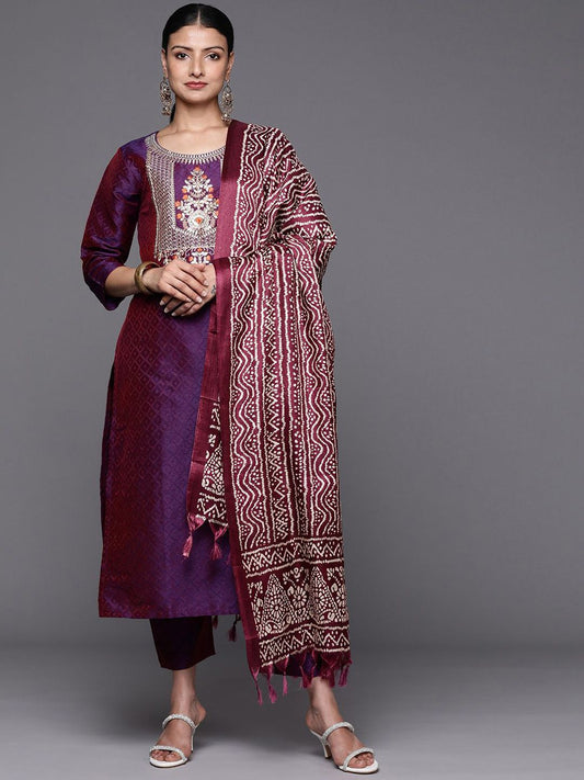 Dhiyona VA Women'sGeometric Woven Design Thread and Zari Work Straight Kurta with Trousers & Dupatta