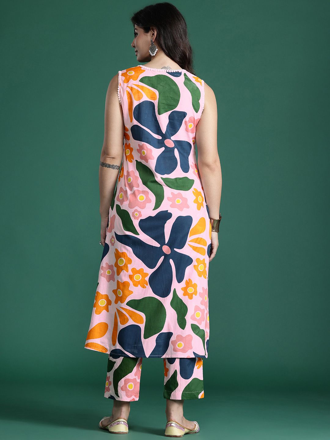 Floral Printed Panelled Pure Cotton Kurta with Trousers