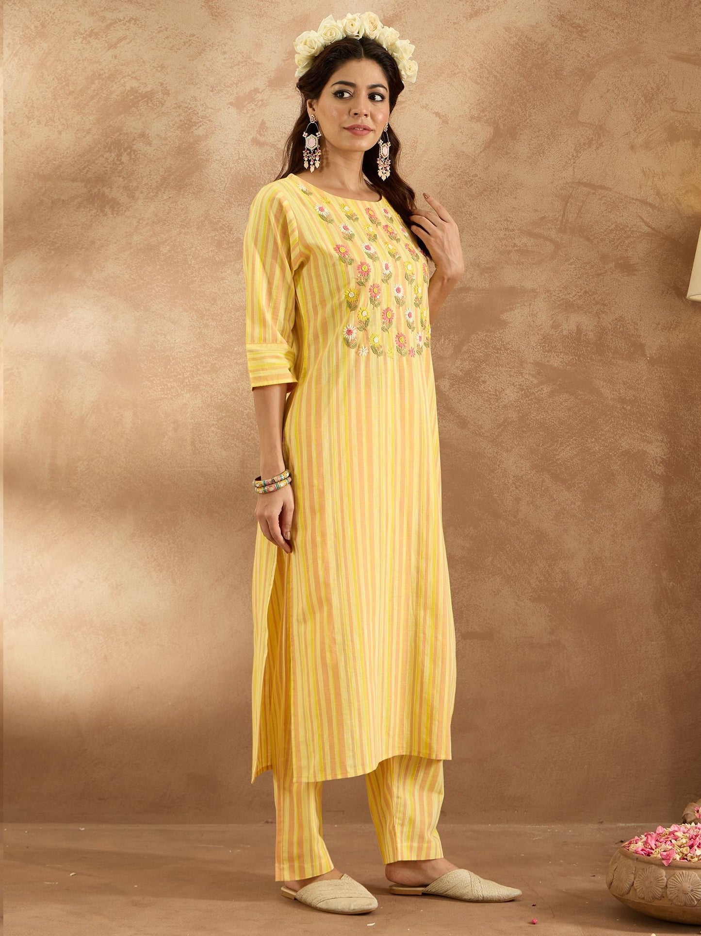 Dhiyona IE Floral Embroidered Pure Cotton Straight Kurta with Trouser