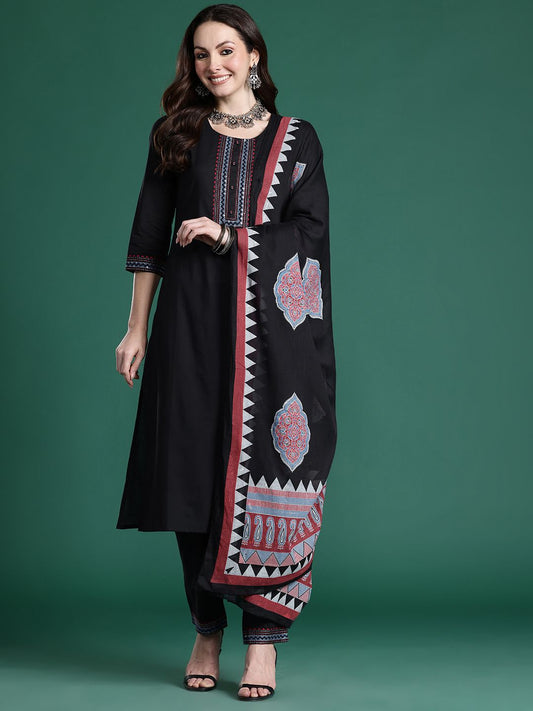 Embroidered Regular Beads & Stones Pure Cotton Kurta with Trousers & With Dupatta