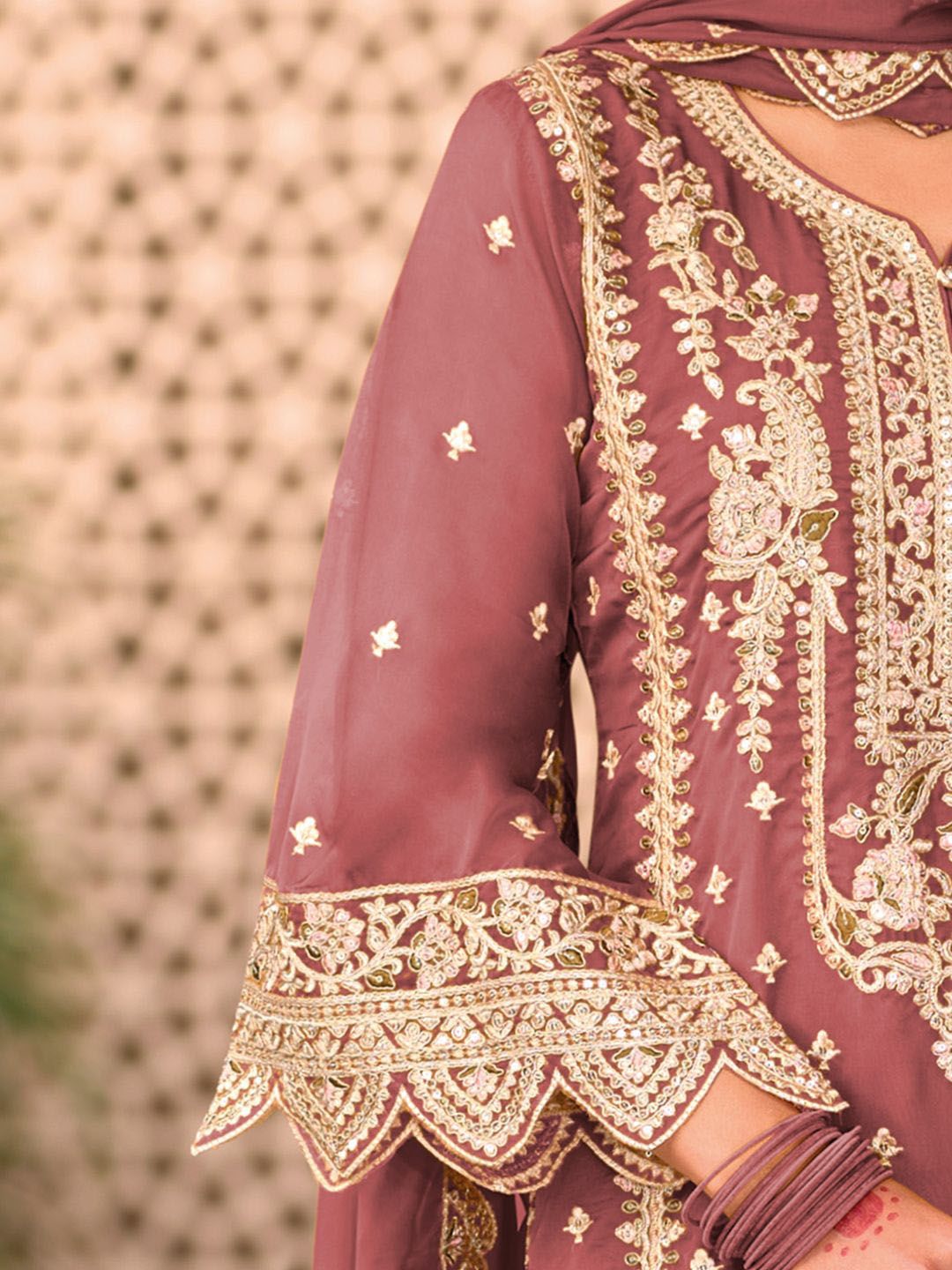 Floral Embroidered Notch Neck Zari Organza Kurta With Trousers And Dupatta