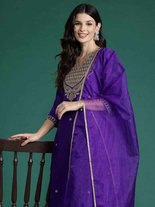 Dhiyona IE Women Ethnic Motifs Embroidered Sequinned Kurta with Trousers & Dupatta