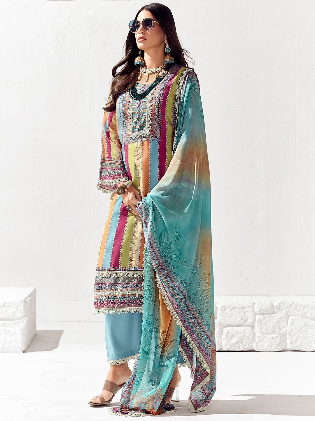 Dhiyona IE Women Ethnic Motifs Printed Regular Thread Work Kurta Trousers With Dupatta