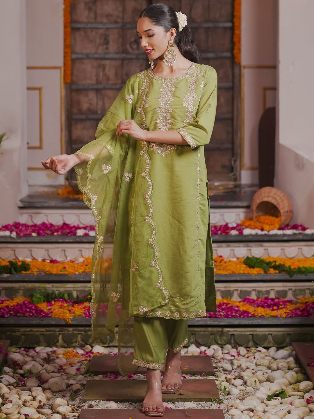 Ethnic Motifs Embroidered Kurta With Trousers & Dupatta
