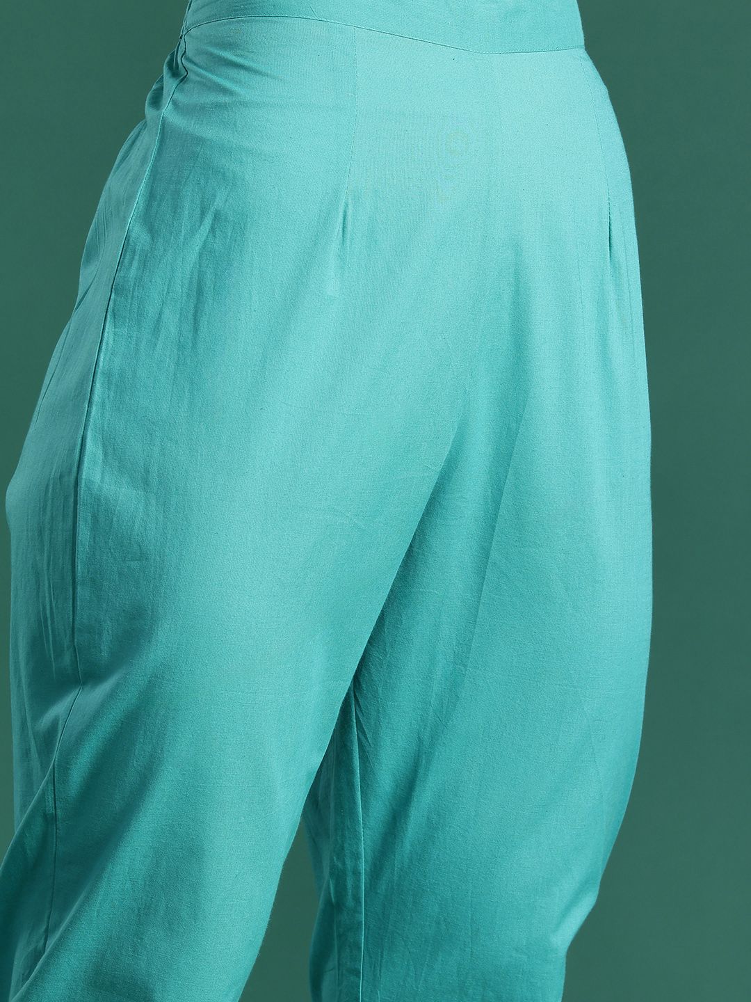 Dhiyona IE Floral Embroidered Pure Cotton Kurta with Trousers & Dupatta