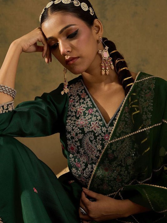 Dhiyona IE Women Floral Embroidered Empire Liva Kurta with Trousers & With Dupatta