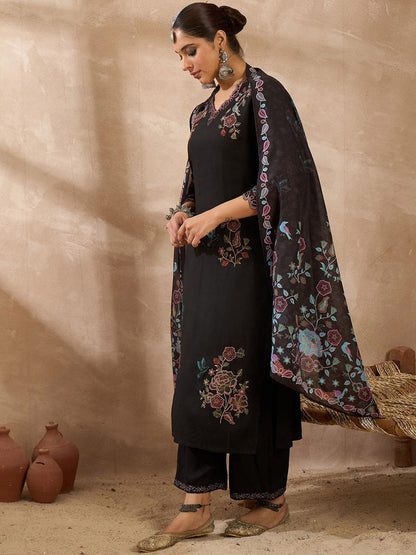 Women Ethnic Motifs Regular Thread Work Kurta with Trousers & With Dupatta