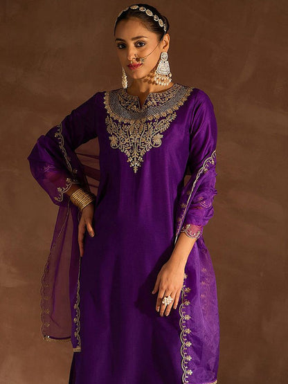 Ethnic Motifs Embroidered Sequinned Straight Kurta With Trousers & Dupatta