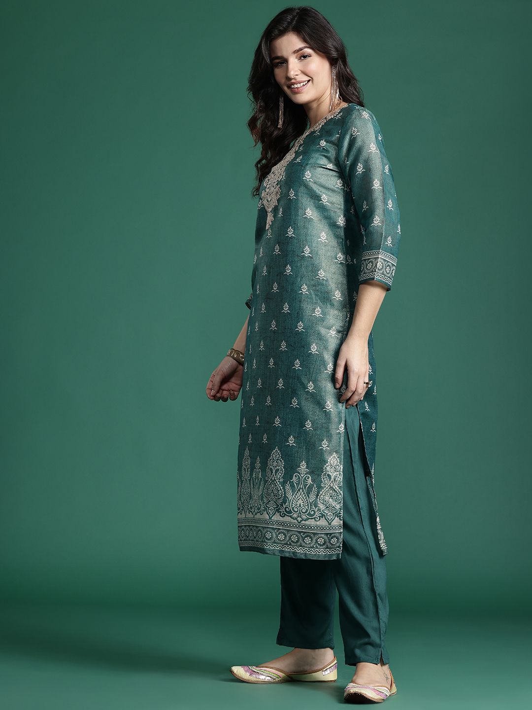 Ethnic Motifs Embroidered Kurta with Trousers & With Dupatta