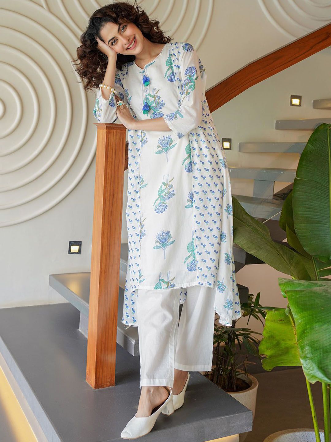 Dhiyona IE Floral Printed Tie-Up Neck Panelled A-Line Pure Cotton Kurta With Trousers