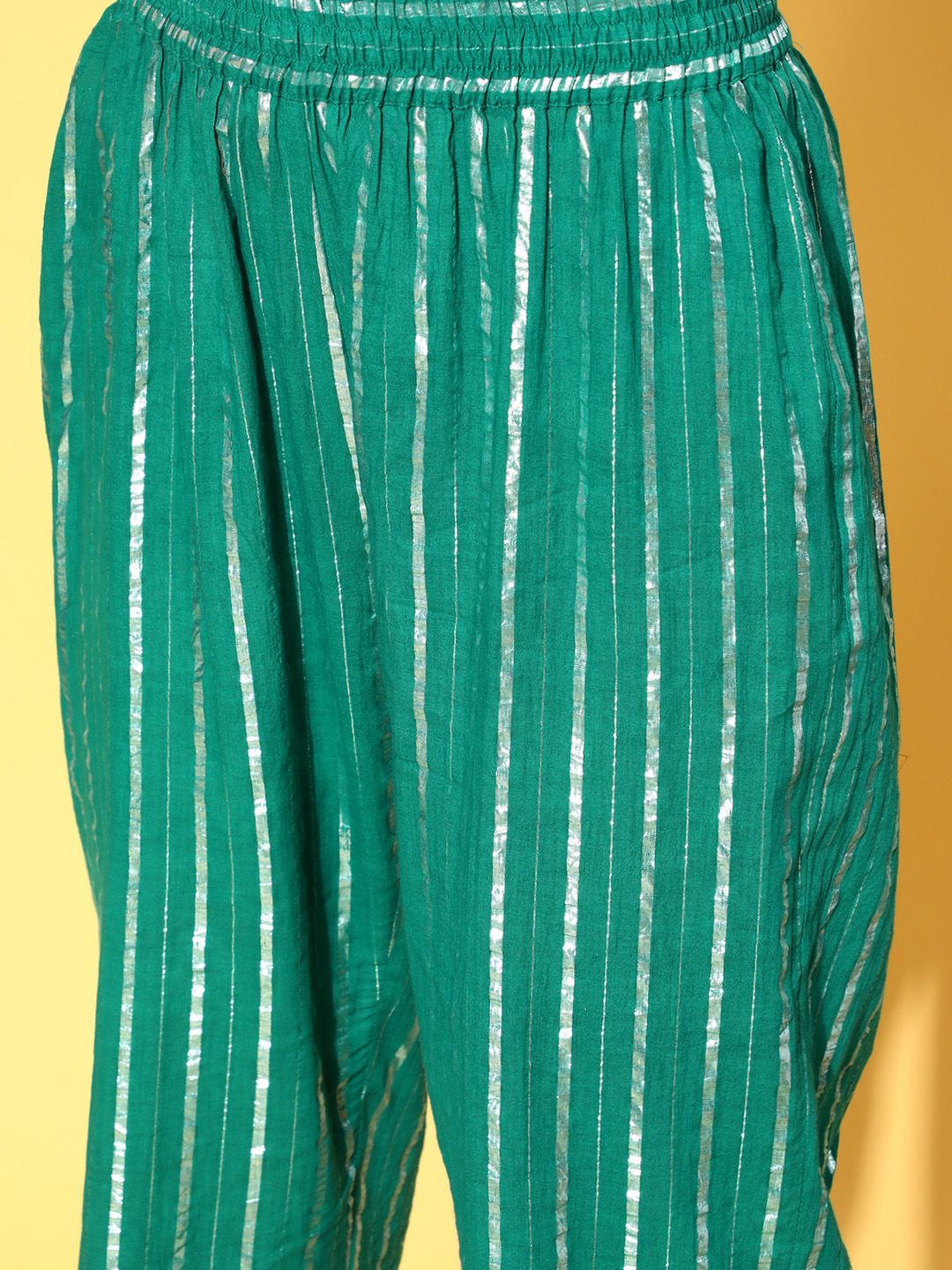 Dhiyona VA Women's Green & Silver Striped Gotta Patti Kurta Set