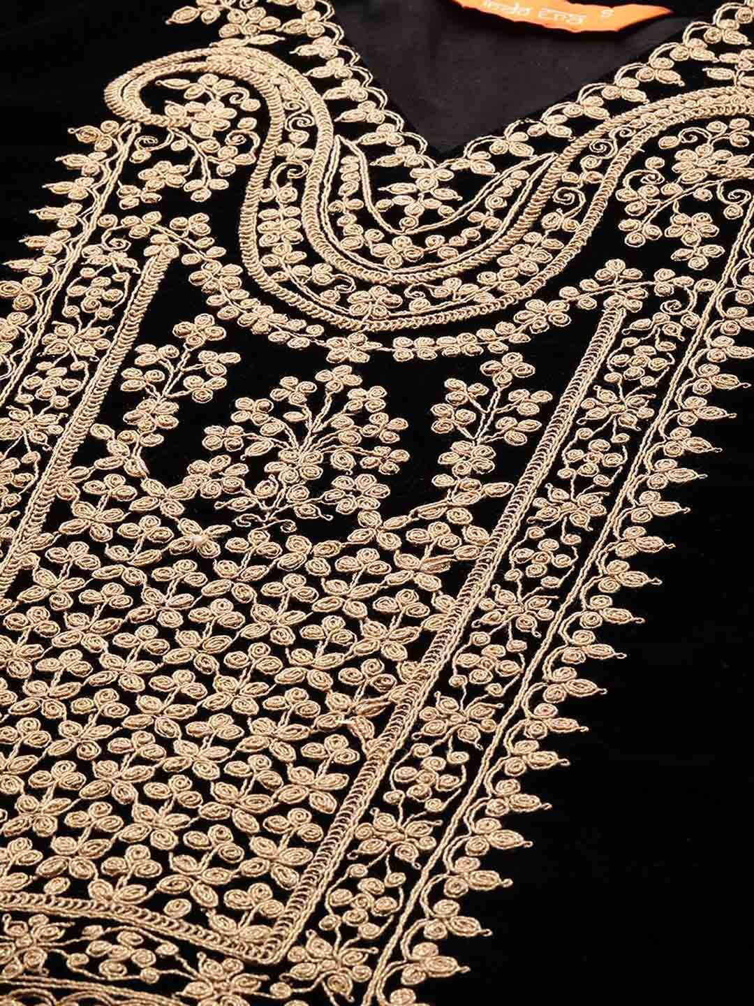 Floral Embroidered V-Neck Three-Quarter Sleeves Straight Velvet Kurta Set