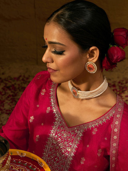 Dhiyona IE Floral Embroidered V-Neck Thread Work Straight Kurta with Trousers & Dupatta