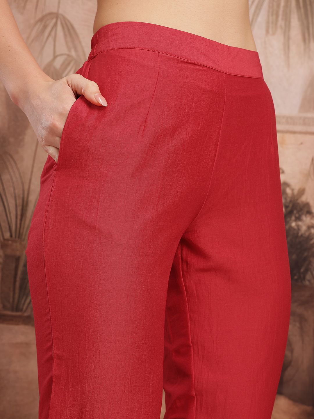 Dhiyona SN Women's Ethnic Motifs Printed with Foil Technique Regular Kurta with Trousers