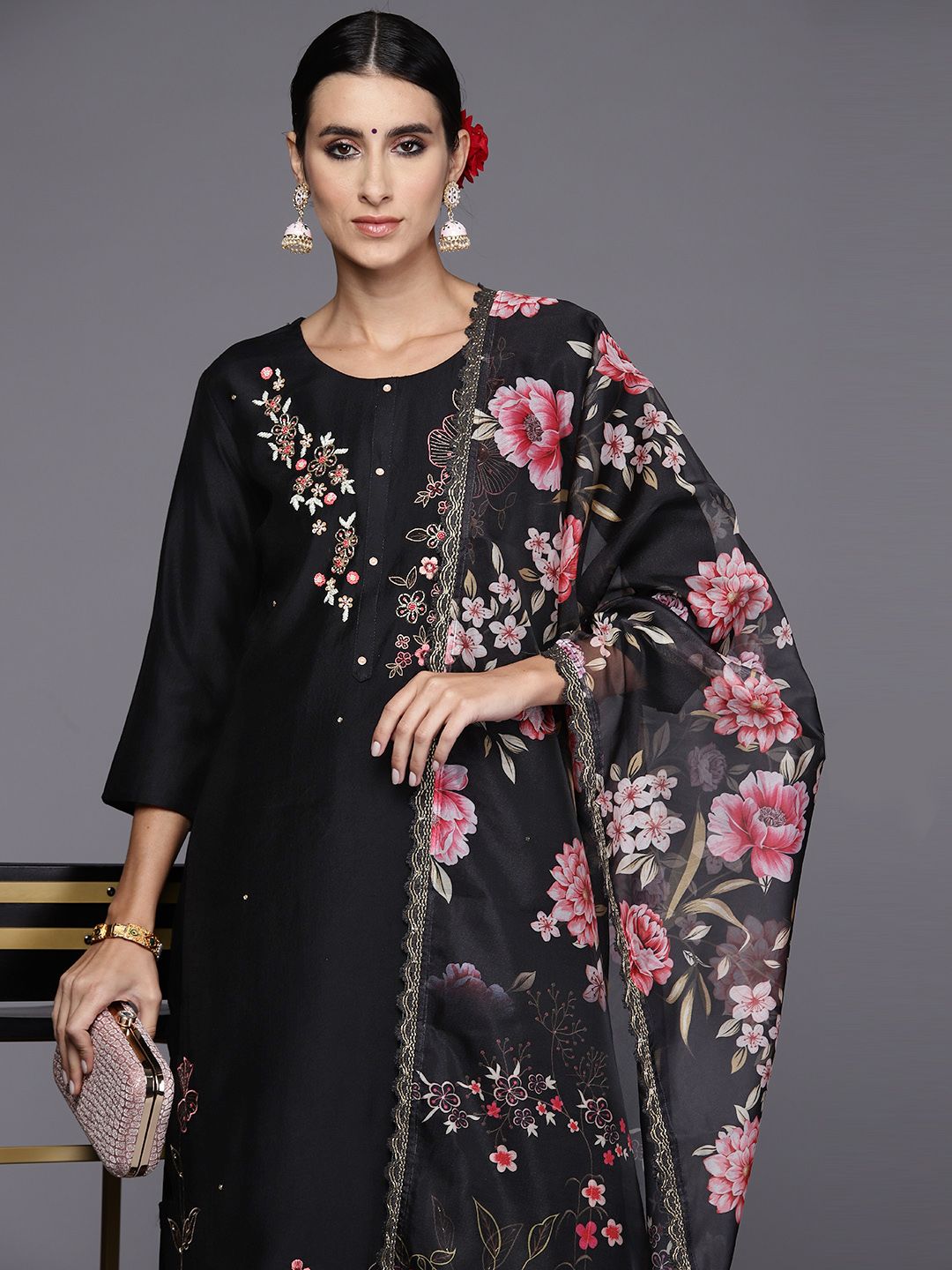 Dhiyona IE Women Floral Embroidered Regular Kurta with Trousers & Dupatta