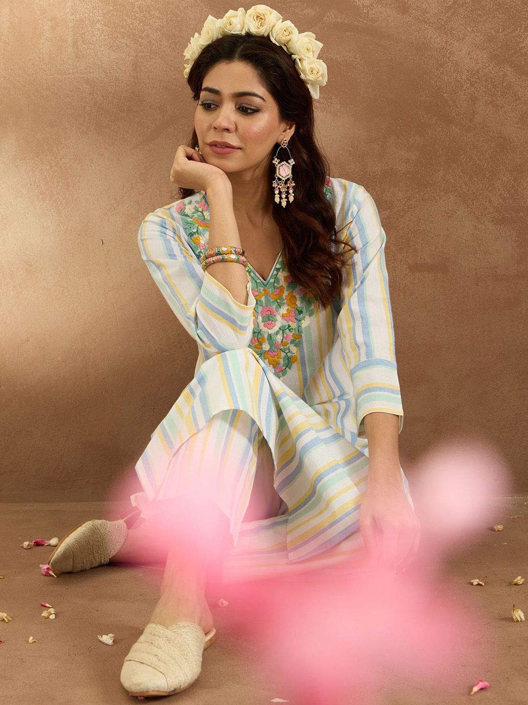 Dhiyona IE Women Floral Embroidered Regular Thread Work Pure Cotton Kurta with Trousers