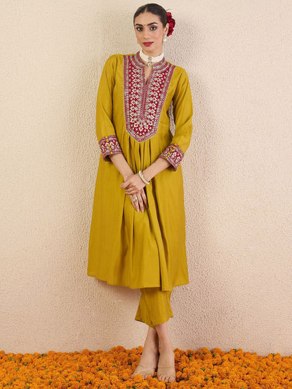 Women Solid Embroidered Kurta with Pyjama