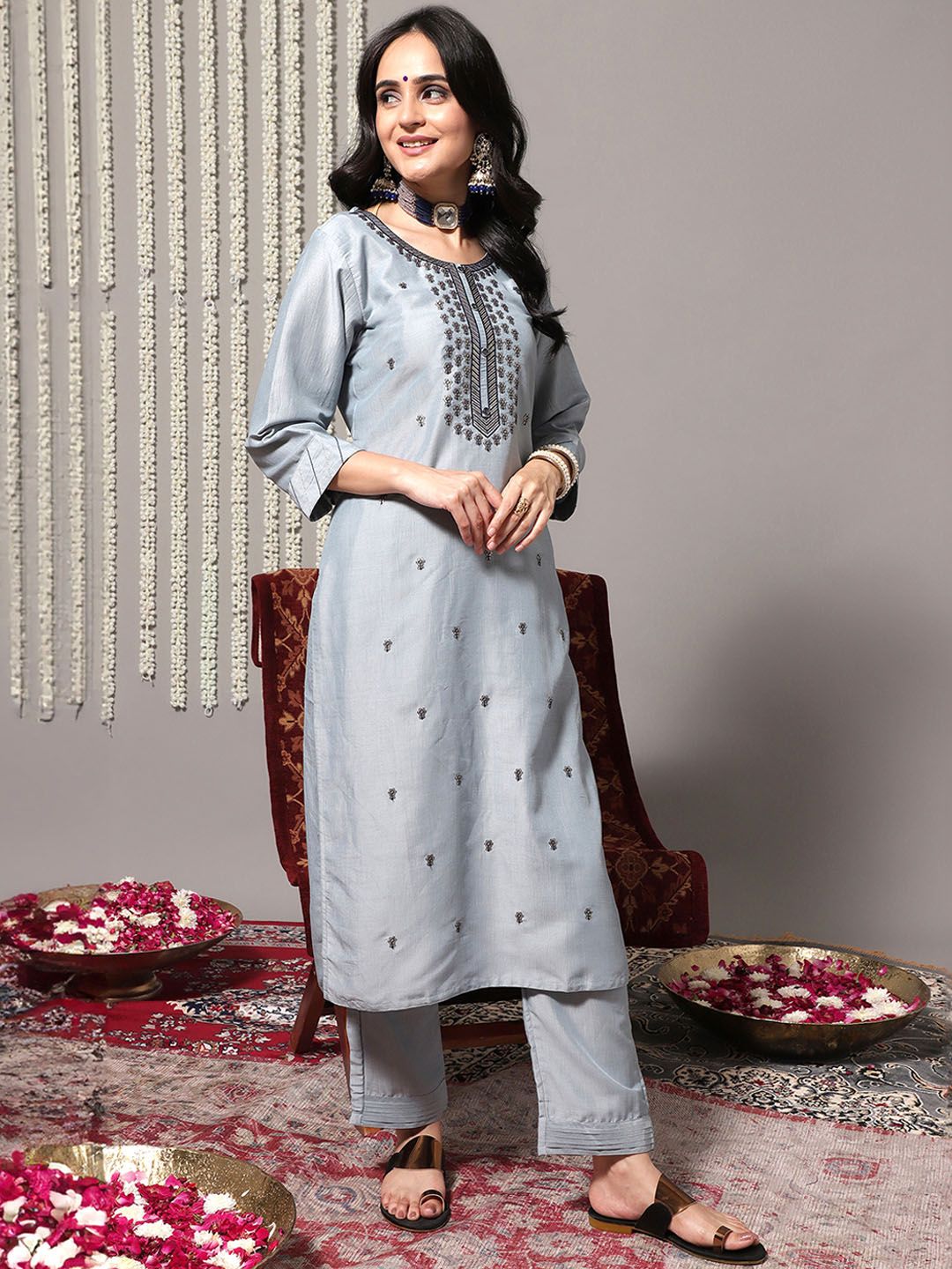 Dhiyona VA Women's Sequinned Kurta with Trousers & With Dupatta