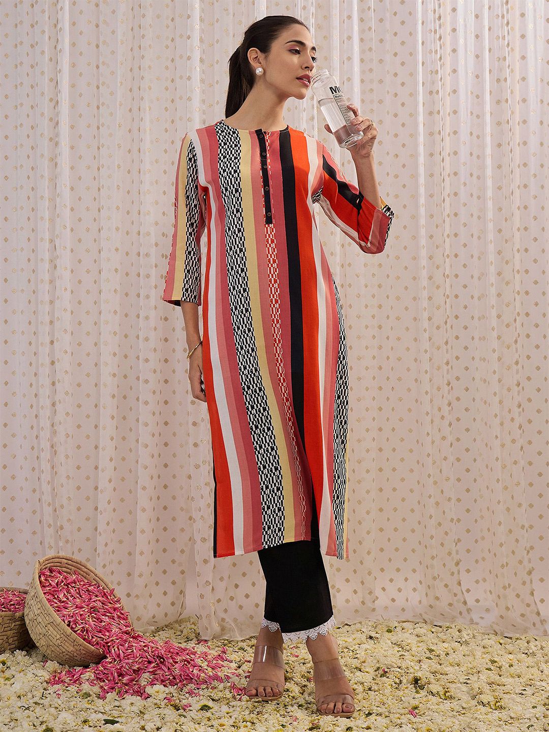 Dhiyona IE Women Printed Kurta