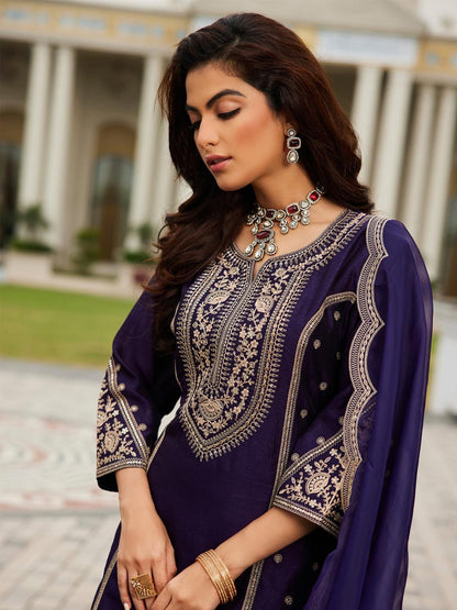 Women Ethnic Motifs Embroidered Panelled Kurta with Trousers & With Dupatta