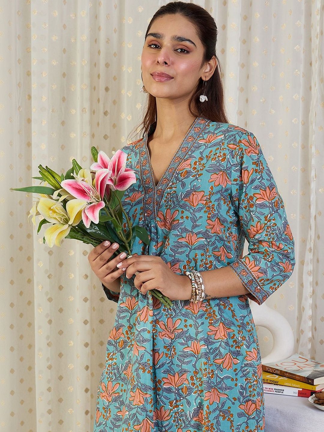 Floral Printed V-Neck Pure Cotton A-Line Kurta With Trousers
