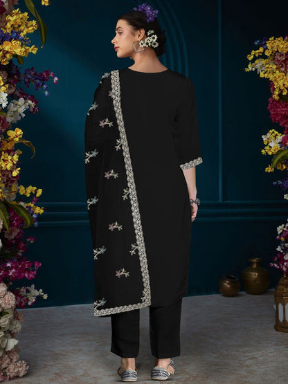 Dhiyona IE Ethnic Motifs Embroidered Regular Beads And Stones Kurta With Trousers & Dupatta