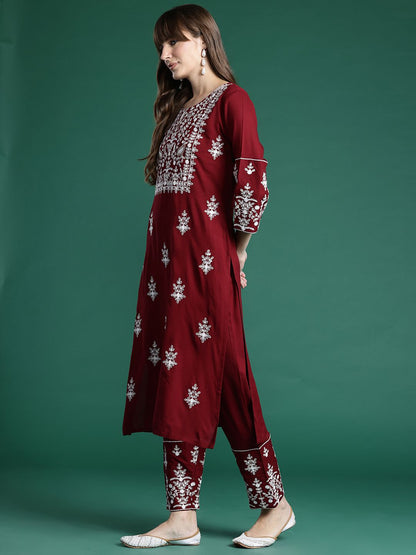 Dhiyona IE Ethnic Motifs Embroidered Thread Work Kurta With Trousers & Dupatta