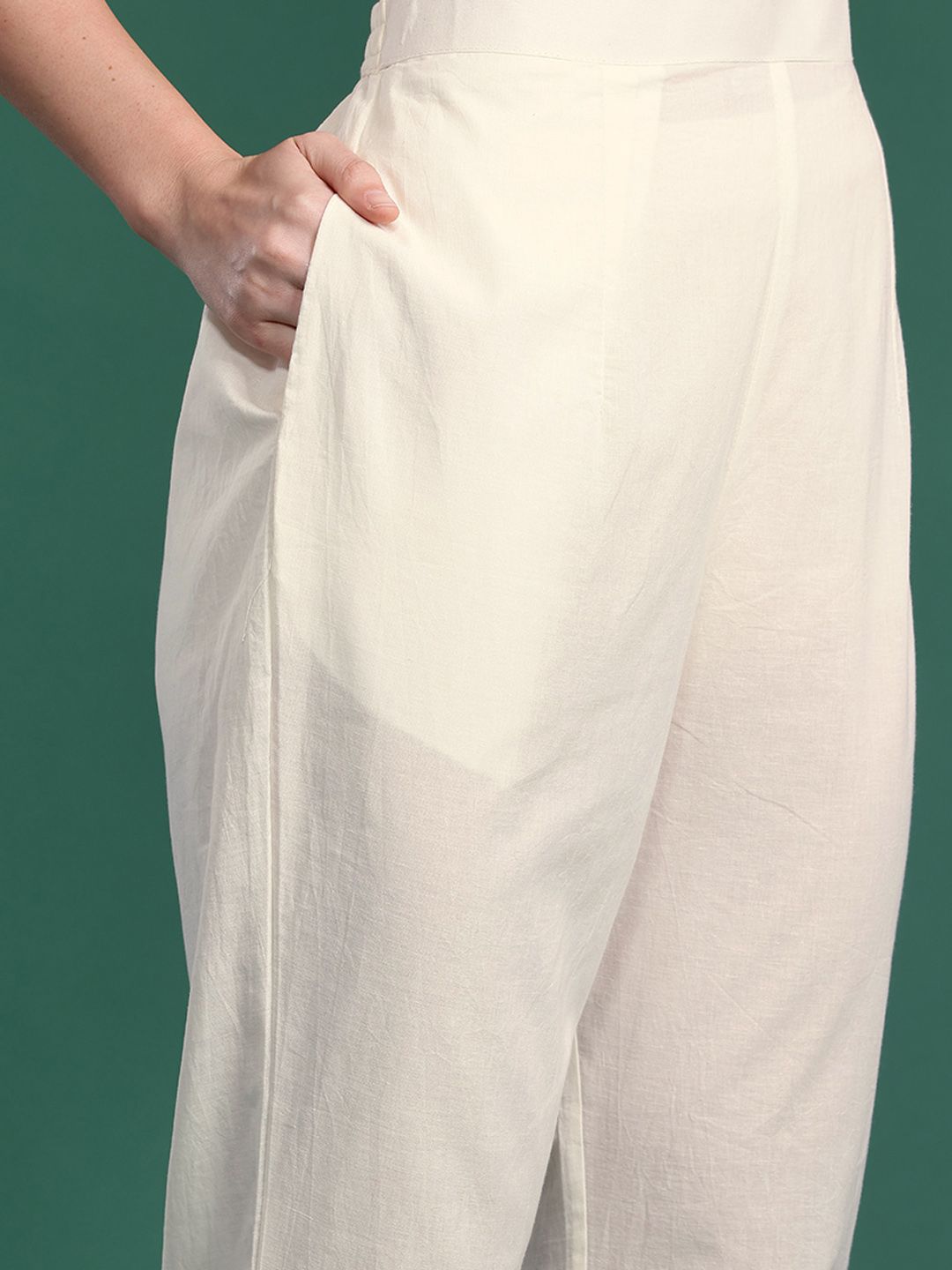 Women Floral Printed Kurta with Trousers & Dupatta