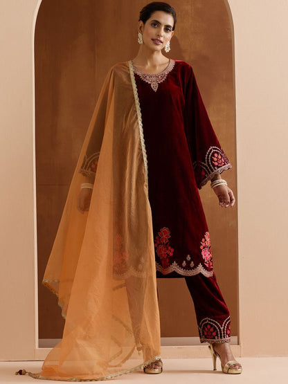 Dhiyona IS Women's Women Ethnic Motifs Embroidered Regular Sequinned Velvet Kurta with Trousers & With Dupatta