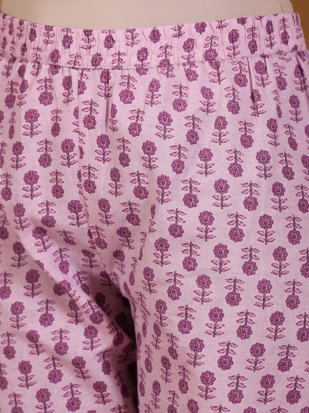 Dhiyona VA Women'sFloral Printed Pure Cotton Screen Print Straight Kurta With Trousers & Dupatta
