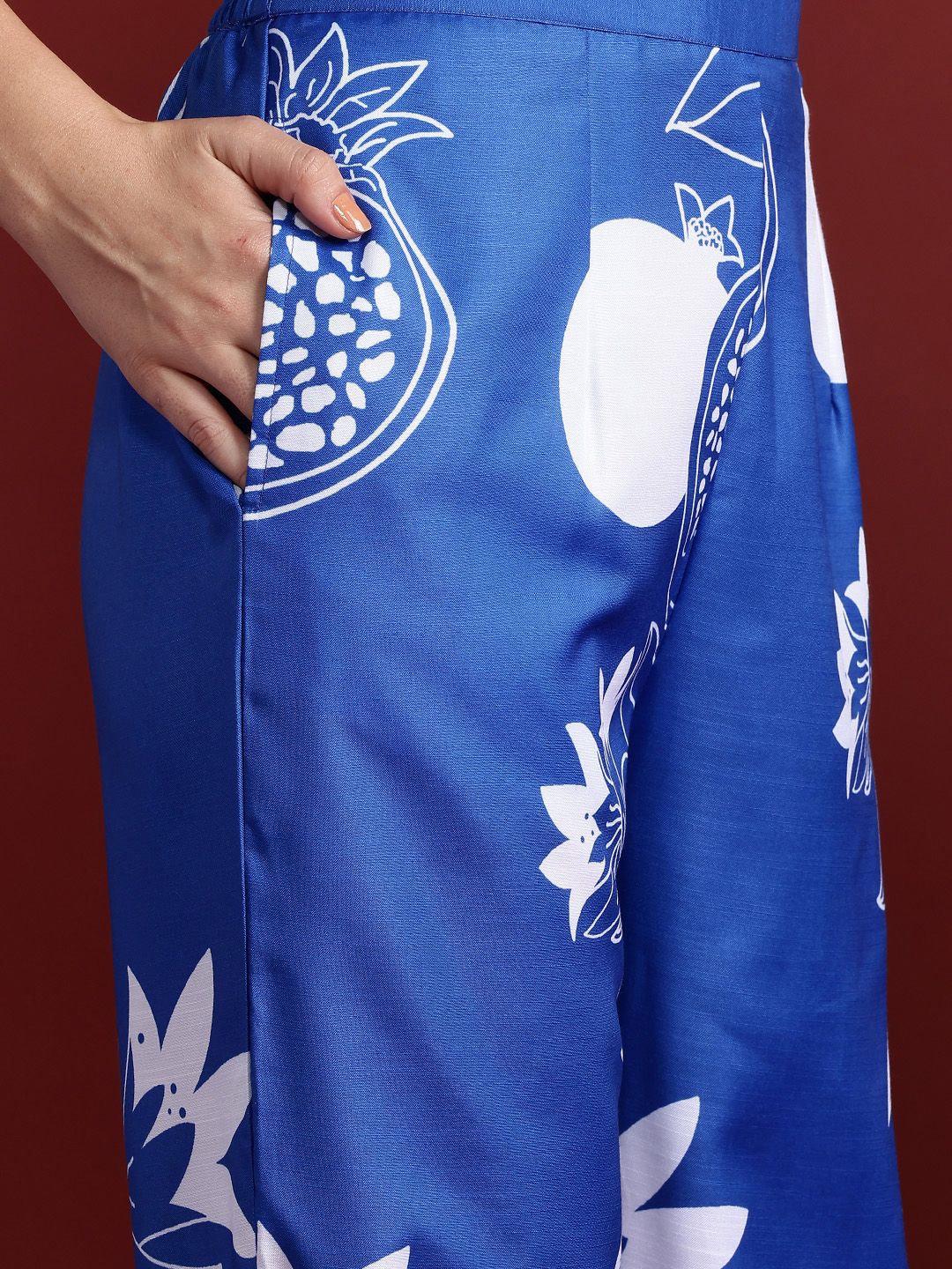 Floral Printed Kurta with Trousers