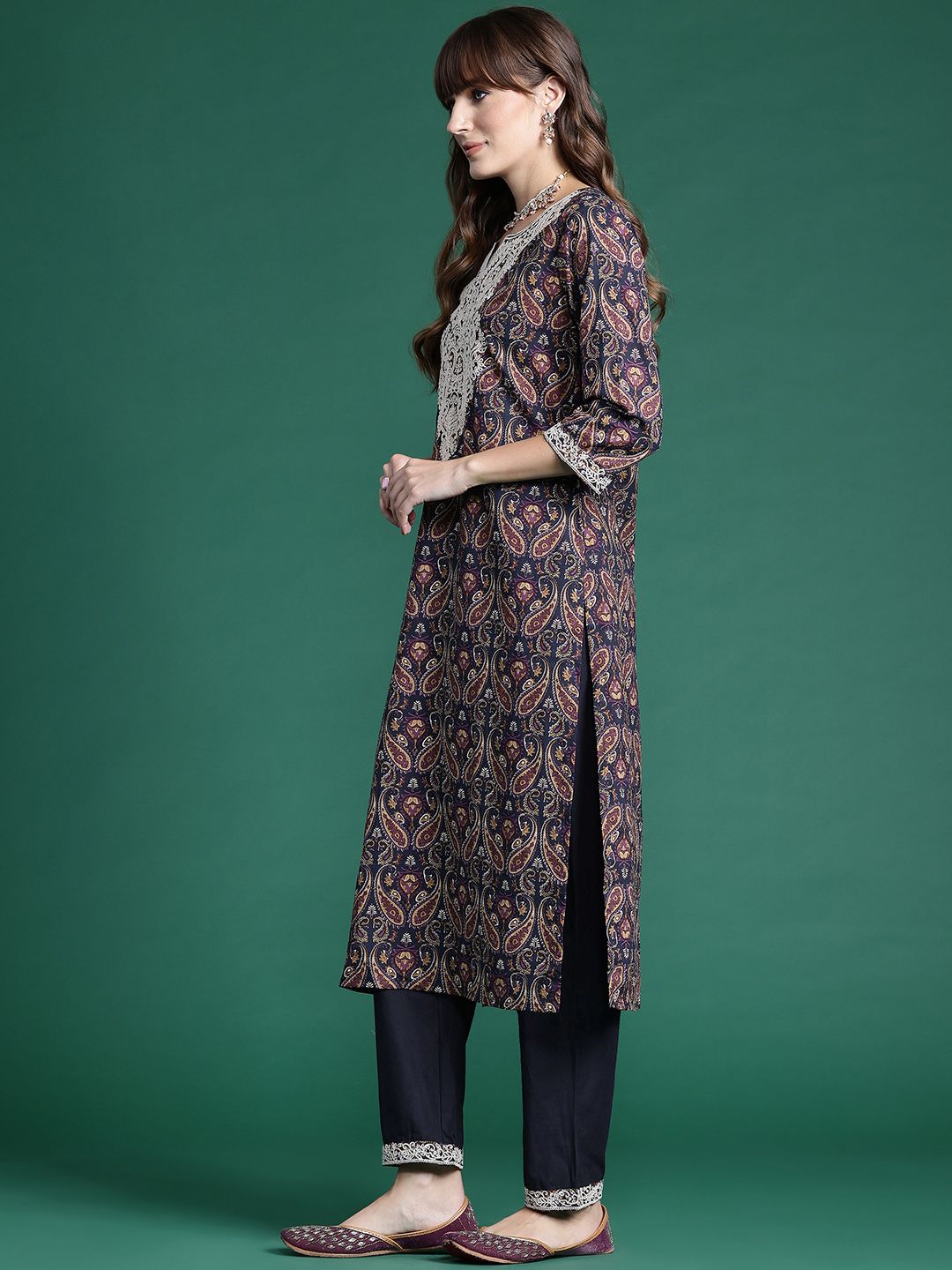 Paisley Printed Thread Work Pure Cotton Kurta With Trousers & Dupatta