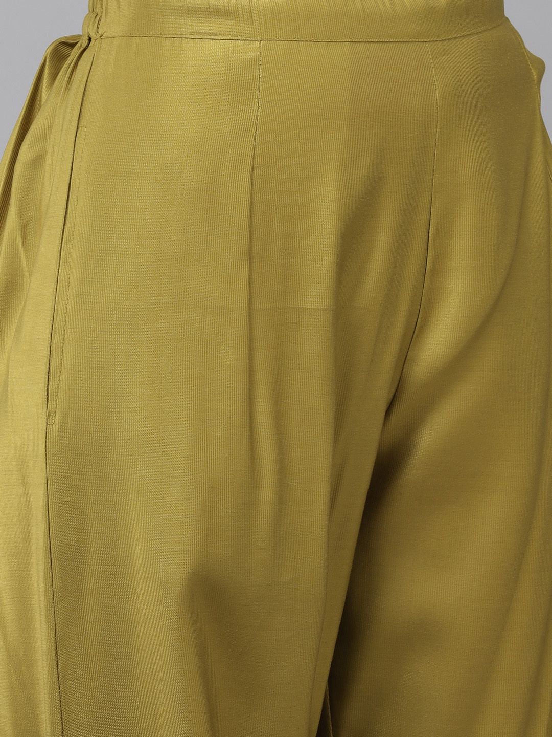 Dhiyona IE Women Olive Green Regular Liva Kurta with Trousers & With Dupatta