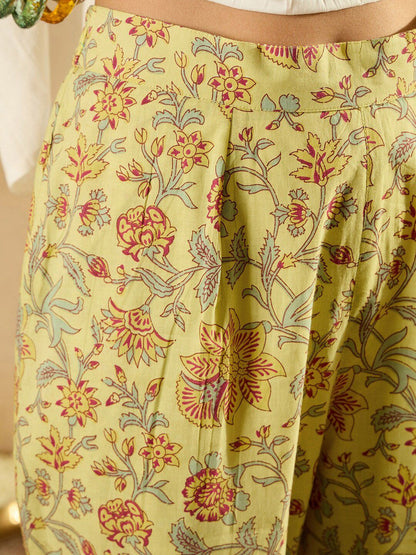 Dhiyona IE Ethnic Motifs Printed Tiered Pure Cotton A-Line Kurta With Trousers & Dupatta