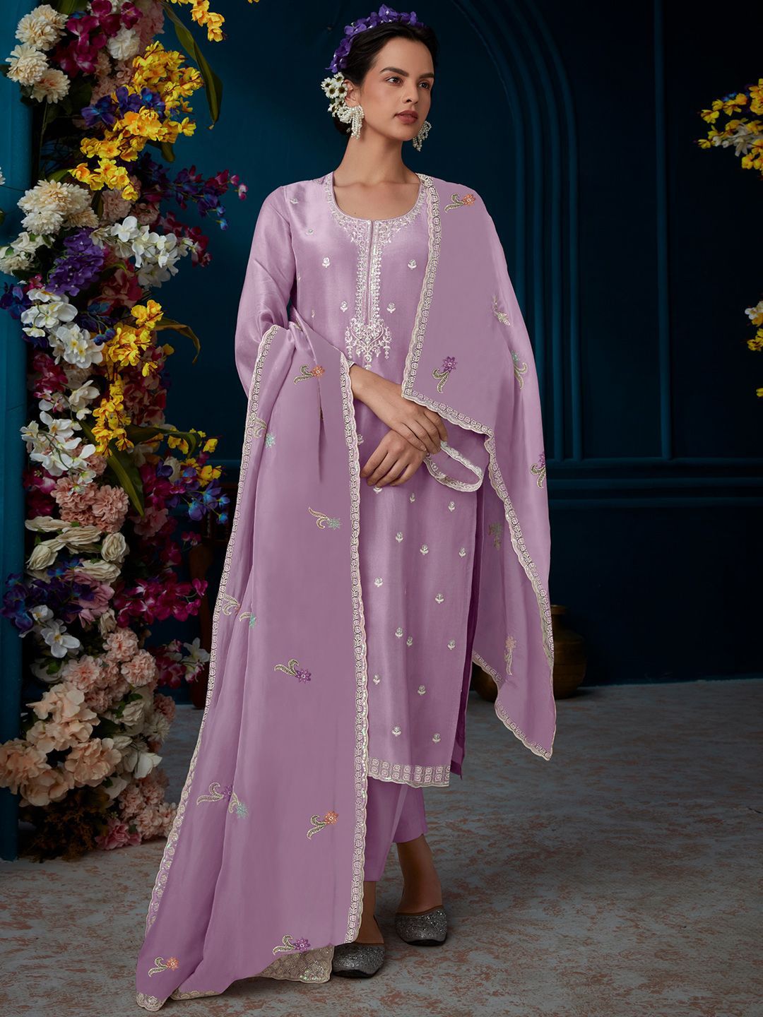 Ethnic Motifs Embroidered Regular Beads And Stones Kurta With Trousers & Dupatta